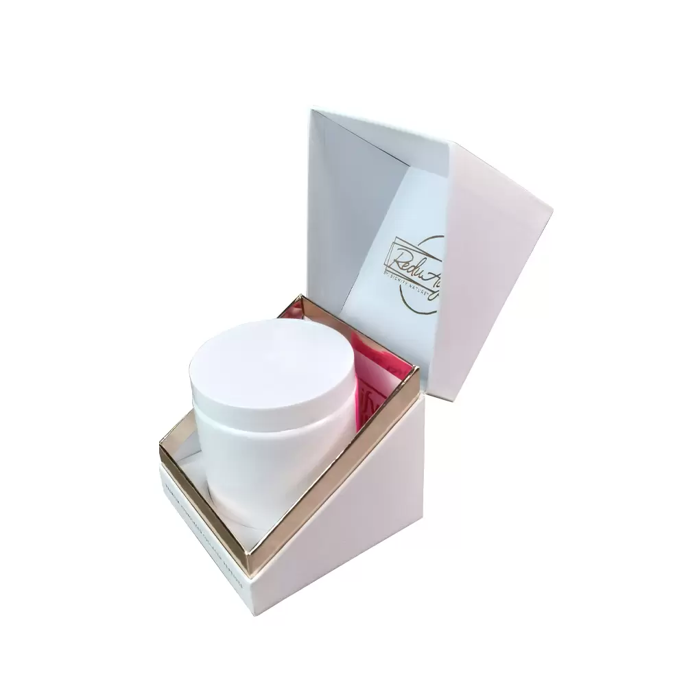 Thumbnail of custom candle box with brand logo treatment